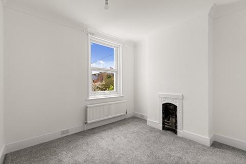 281 Cheriton Road, Folkestone, CT19 4AZ