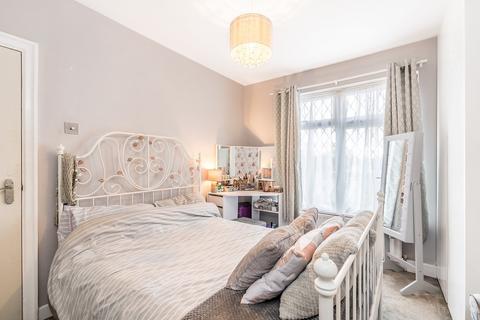124 Churchfields Road, Beckenham, BR3 4QZ