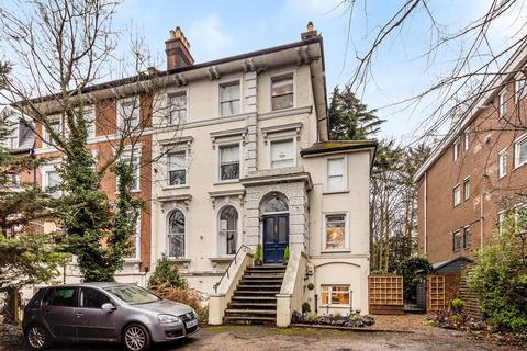 Flat 1, 8 Southend Road, Beckenham, BR3 1SD