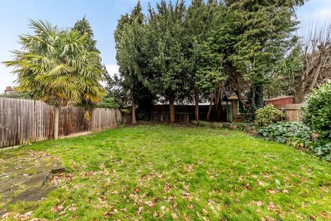 11 Stanhope Avenue, Bromley, BR2 7JR