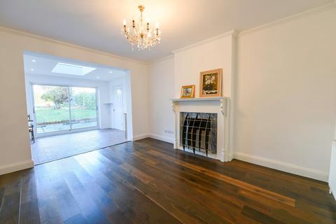 6 Little Court, West Wickham, BR4 9AL