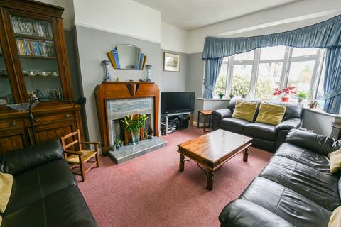 17 Sylvan Way, West Wickham, BR4 9HA