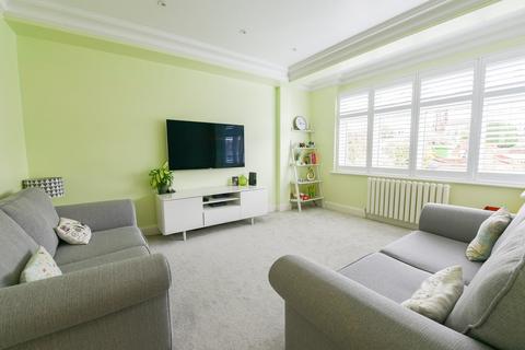 189 Wickham Chase, West Wickham, BR4 0BH