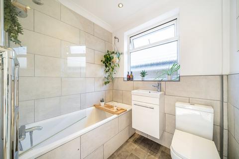 64 Addison Road, Bromley, BR2 9RR