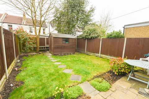 15 Raglan Road, Bromley, BR2 9NN