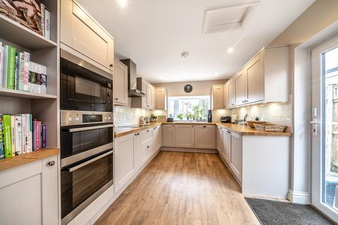 11 Rodney Gardens, West Wickham, BR4 9DD