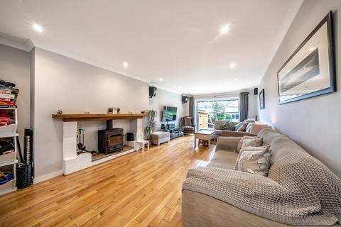 11 Rodney Gardens, West Wickham, BR4 9DD