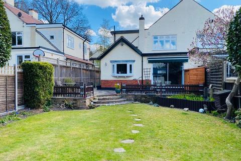 11 Rodney Gardens, West Wickham, BR4 9DD