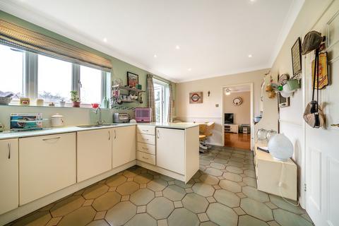 1a Addington Road, West Wickham, BR4 9BW