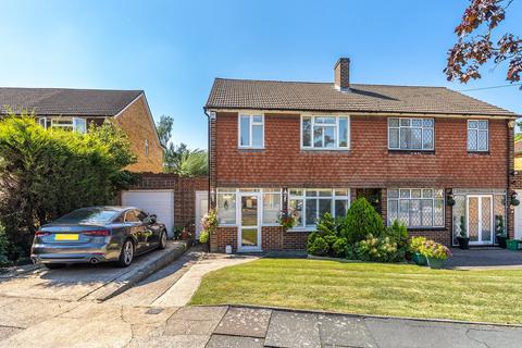28 Rolleston Avenue, Petts Wood, Orpington, BR5 1AH