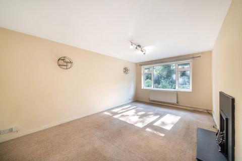 61 Holland Close, Bromley, BR2 7DS