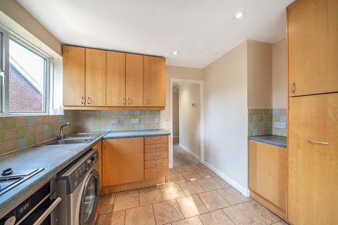 61 Holland Close, Bromley, BR2 7DS