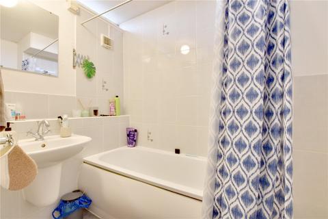 36 Schofield Walk, London, SE3 7DA