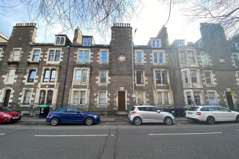 5 bedroom flat to rent, 6 2/1 Garland Place, ,
