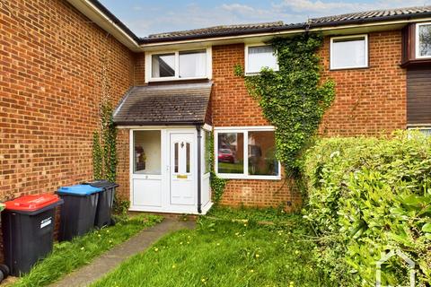 3 bedroom terraced house for sale, Cypress, Newport Pagnell, MK16