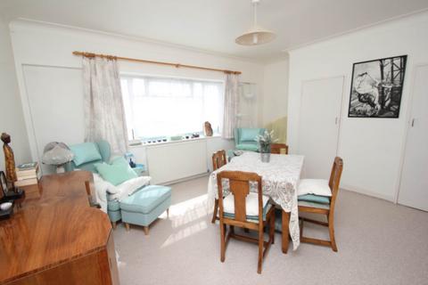 2 bedroom flat for sale, Seaforth Road, Westcliff On Sea