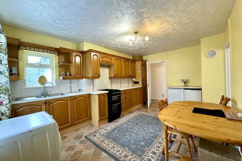 3 bedroom bungalow for sale, Bryntaf, Merthyr Tydfil CF48