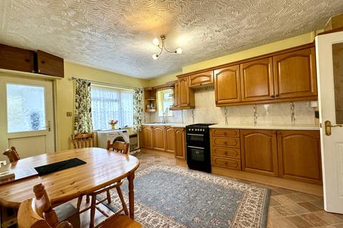 3 bedroom bungalow for sale, Bryntaf, Merthyr Tydfil CF48