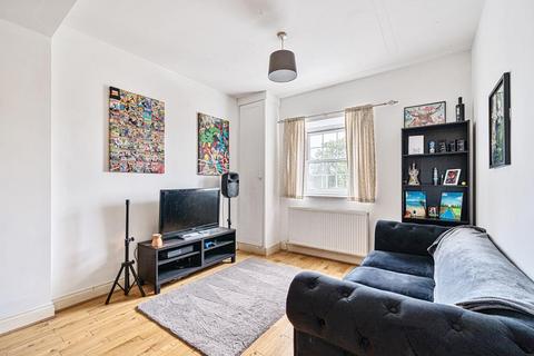 1 bedroom apartment to rent, Surbiton,  Surrey,  KT5