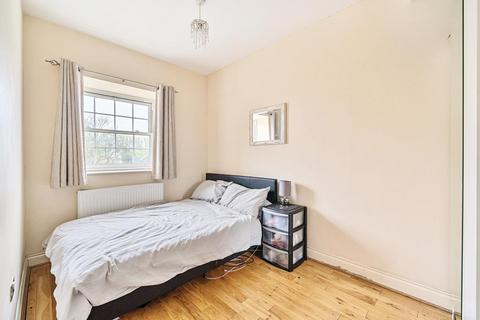 1 bedroom apartment to rent, Surbiton,  Surrey,  KT5