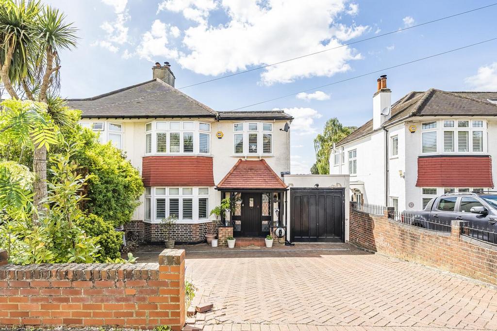 Overhill Way, Beckenham 4 bed semidetached house for sale £1,000,000