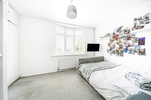 3 Overhill Way, Beckenham, BR3 6SN