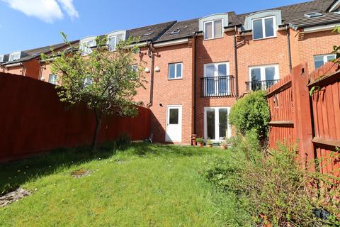 3 bedroom terraced house for sale, Haddon Way, Loughborough, LE11