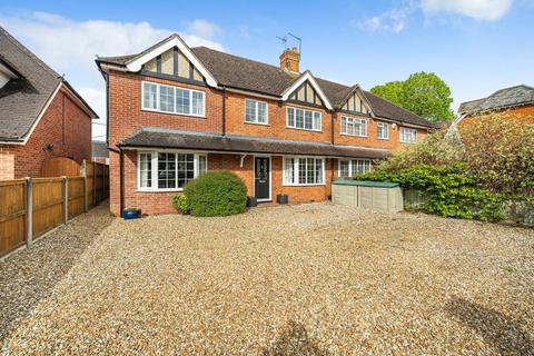 4 bedroom semi-detached house for sale, Thatcham,  Berkshire,  RG18