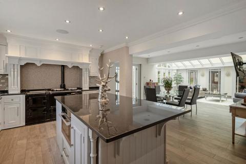 6 bedroom detached house for sale, Long Lane, Heronsgate, Rickmansworth, Hertfordshire, WD3 5DG