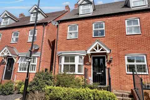 undefined, Warwick Road, Henley-in-arden B95