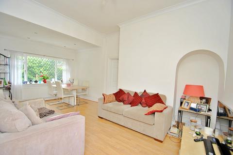 1 bedroom apartment for sale, Beaulieu Road, Bournemouth BH4