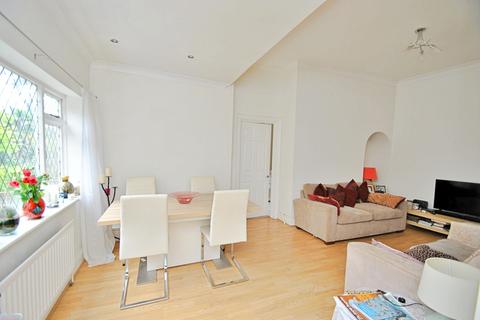 1 bedroom apartment for sale, Beaulieu Road, Bournemouth BH4