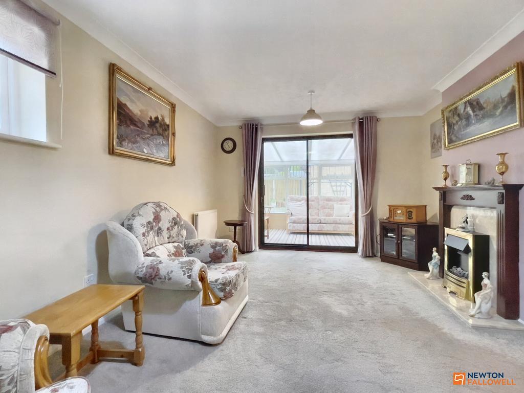 Pickering Drive, Ellistown, LE67 2 bed detached bungalow for sale £