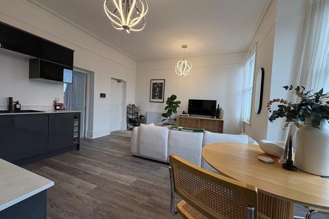 1 bedroom apartment for sale, 45 Walsworth Road, Hitchin, Hertfordshire, SG4