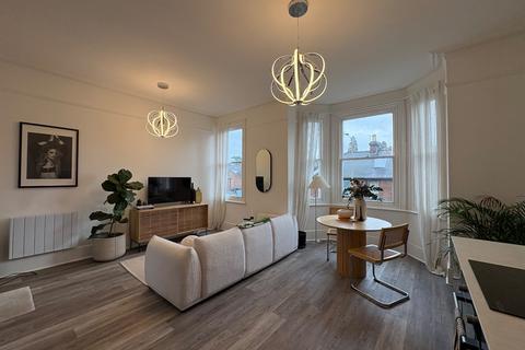 1 bedroom apartment for sale, 45 Walsworth Road, Hitchin, Hertfordshire, SG4