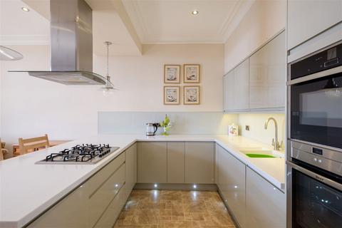 2 bedroom flat for sale, Hill Road, Clevedon