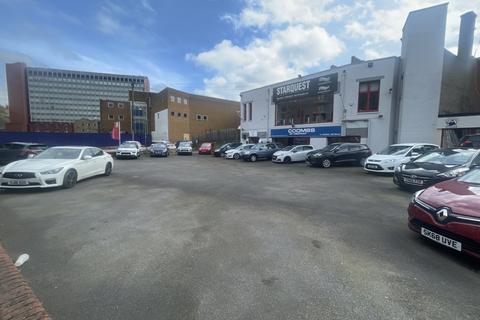 Showroom to rent, Former Coombs of Medway, Medway Street, Chatham, Kent, ME4 4HA