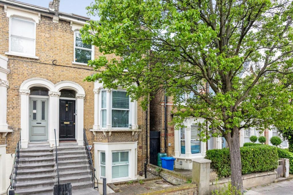 Copleston Road, Peckham Rye, London... 2 bed apartment for sale £600,000