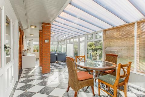 4 bedroom detached house for sale, The Common, Chelmsford CM3