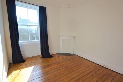 2 bedroom flat to rent, East Claremont Street, Edinburgh, EH7