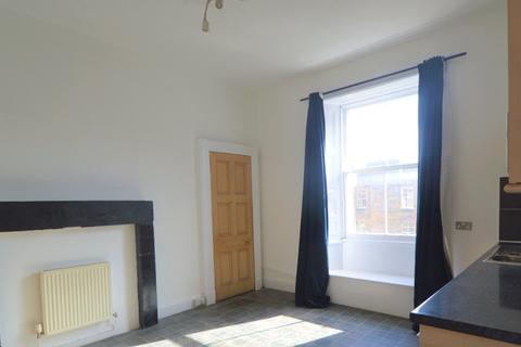 2 bedroom flat to rent, East Claremont Street, Edinburgh, EH7