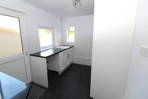 2 bedroom end of terrace house for sale, Albany Road,  Chatham, ME4