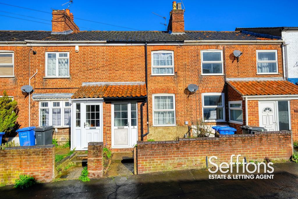 Waterloo Road, Norwich, NR3 3 bed terraced house for sale £200,000