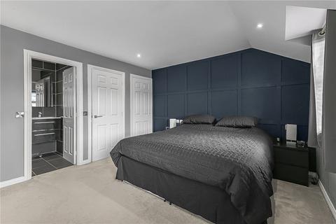2 bedroom duplex for sale, High Street, Berkhamsted, Hertfordshire