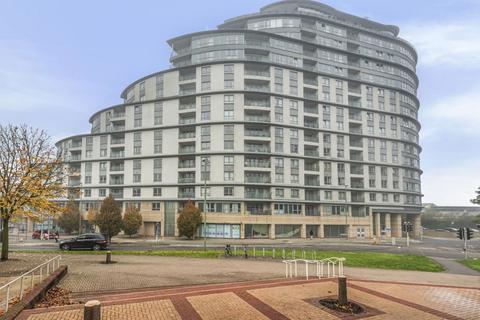 2 bedroom flat for sale, Centrium Station Approach, Station Approach, Woking, GU22 7PE