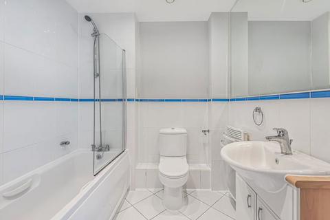 2 bedroom flat for sale, Centrium Station Approach, Station Approach, Woking, ., GU22 7PE