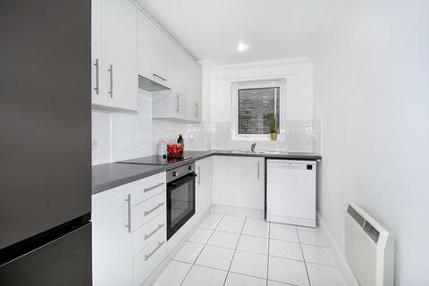 2 bedroom apartment for sale, Campbell Road, London