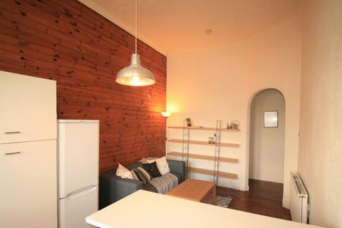 1 bedroom flat to rent, Cambridge Street, Glasgow G3
