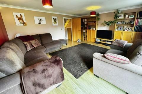 3 bedroom end of terrace house for sale, Cawte Mews, Swindon, SN3 4DF