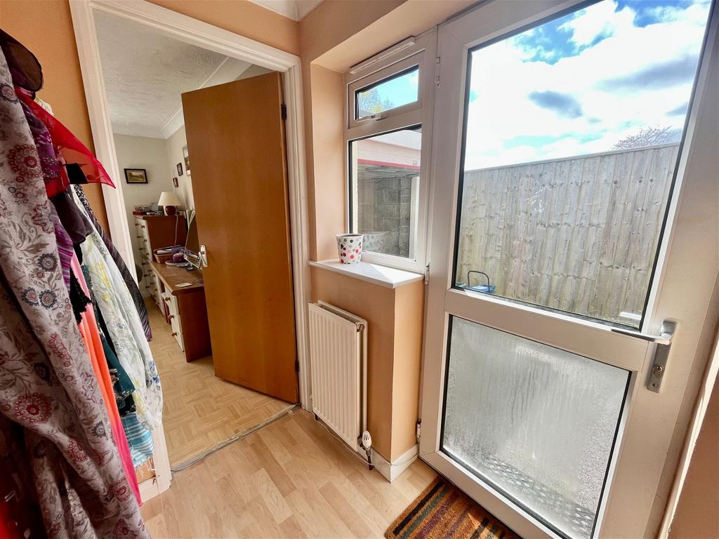 Swanborough Road, Newton Abbot TQ12 6 bed detached bungalow for sale